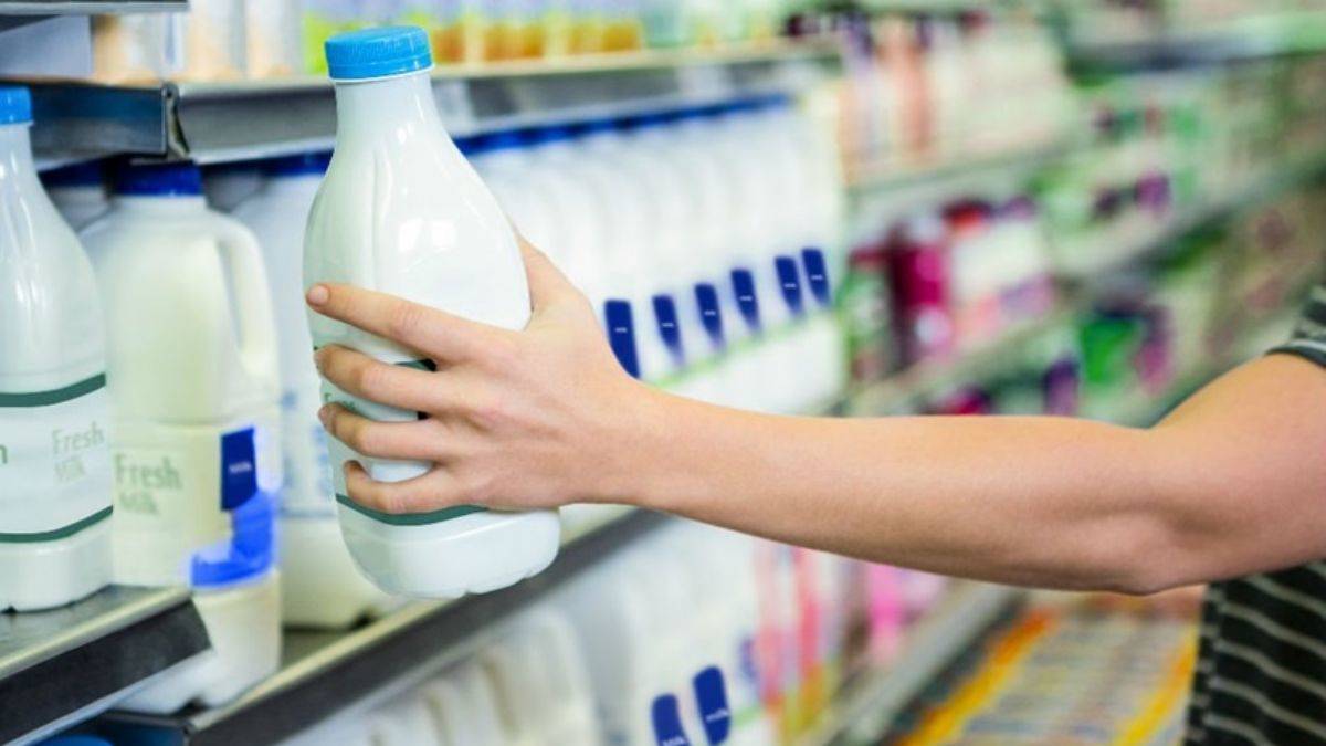 Süte indirim yok! ''Fiyat belirlenirken dolar 12 liraydı''