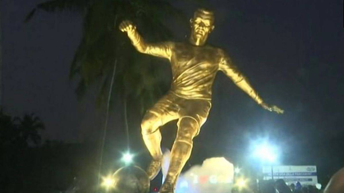 Ronaldo’nun heykeli Hintlileri ikiye böldü