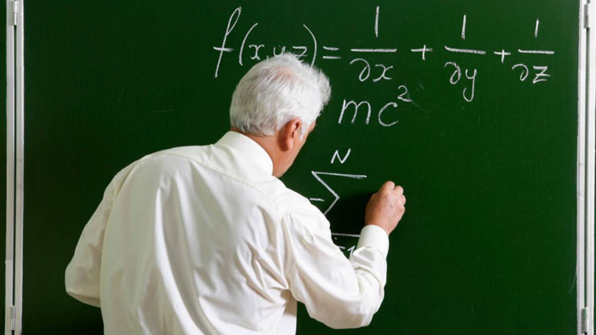 2022 uzman öğretmen sınavı ne zaman? 2022 Uzman öğretmen maaşı ne kadar olacak?