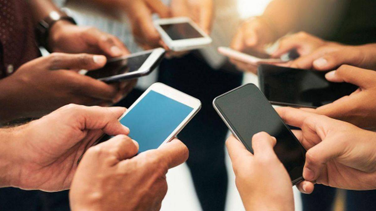 Fiyatı 5 bin liranın üzerindeki 'sıfır' ve 'yenilenmiş' telefonlara taksit düzenlemesi