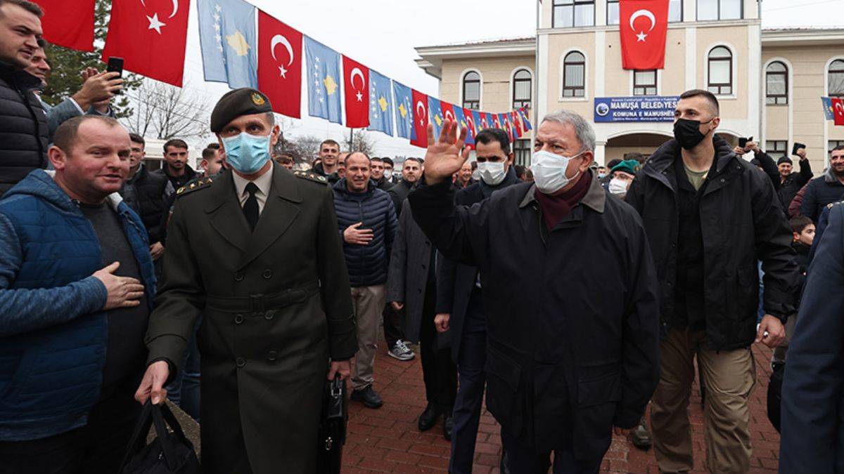 Analiz: Bakan Akar'ın Balkanlar'a ziyareti yeni bir sayfa açılmasına yol açacak