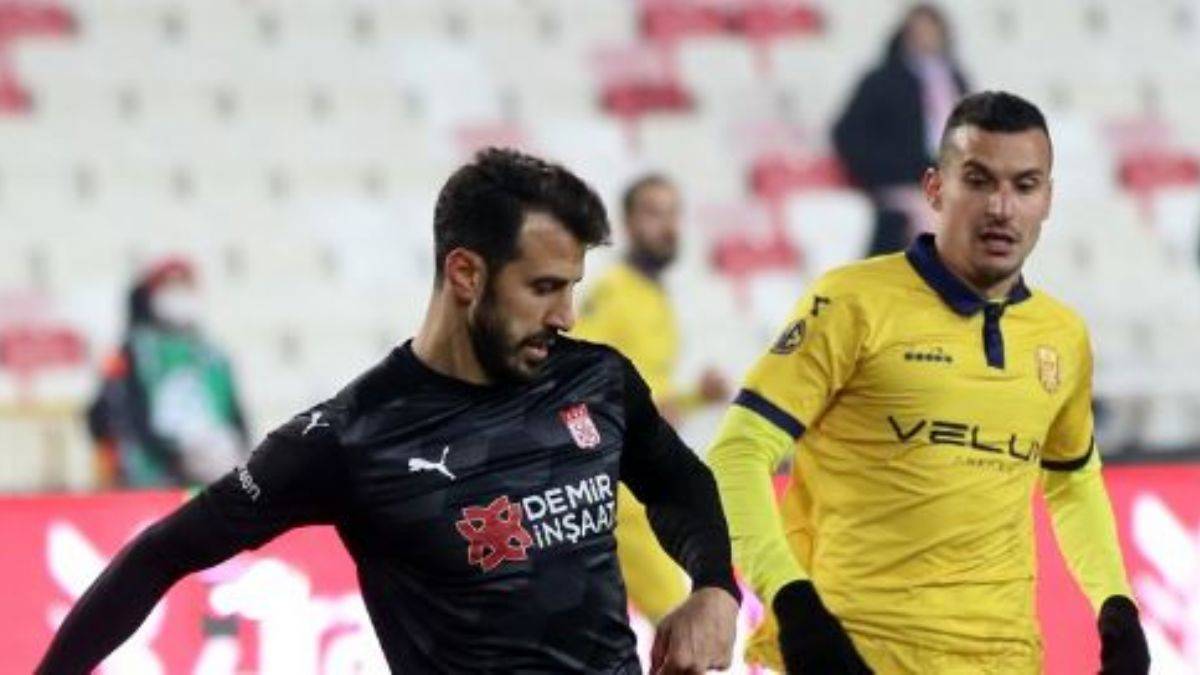 Sivasspor - Ankaragücü maç özeti | Demir Grup Sivasspor - MKE Ankaragücü maçı kaç kaç bitti golleri kim attı?