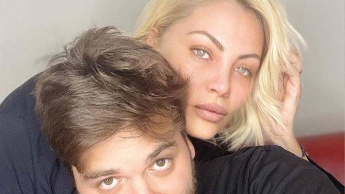 Seray Sever'den sürpriz paylaşım! 4 aylık hamile