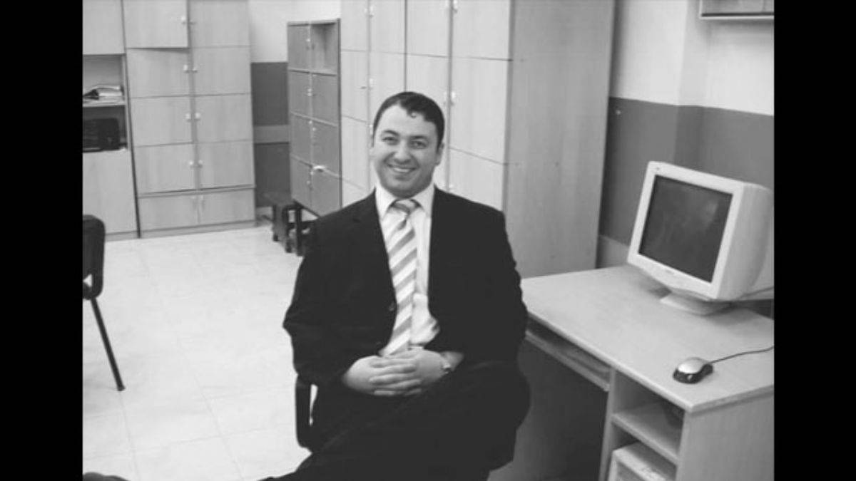 Kalp krizi geçiren lise müdür yardımcısı hayatını kaybetti