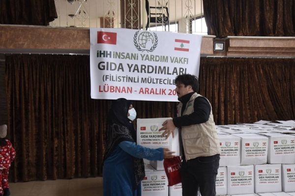 Lübnan'da ihtiyaç sahiplerine yardım