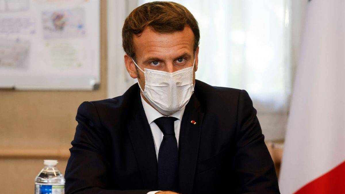 Macron'dan tepki çeken açıklama: Fransa'da aşısızların hayatını zorlaştıracağım