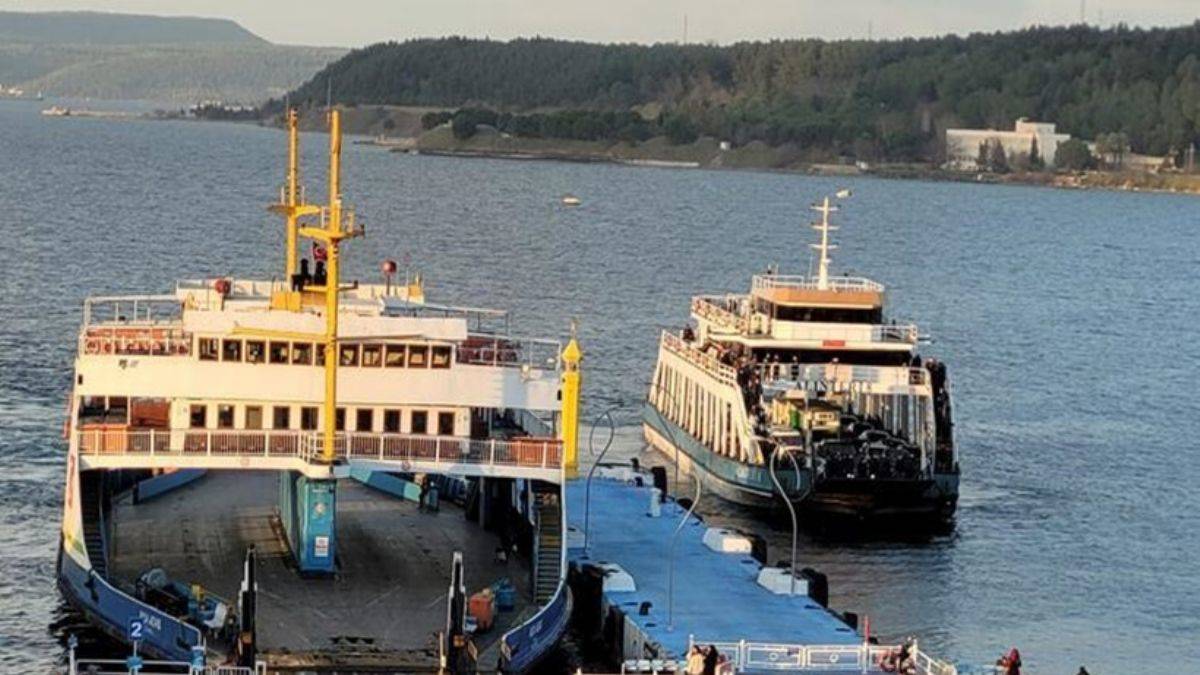 Bozcaada ve Gökçeada'ya feribot seferi var mı? Feribot seferleri iptal edildi mi?