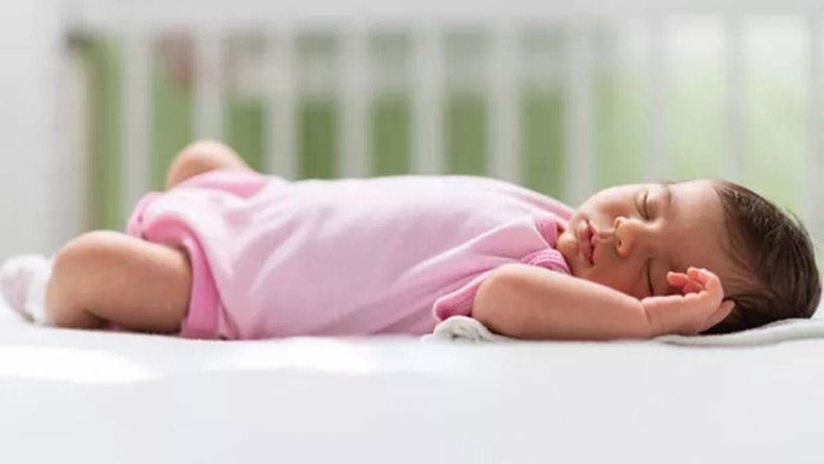 4 aylık bebeğin gelişimi nasıl olmalı?