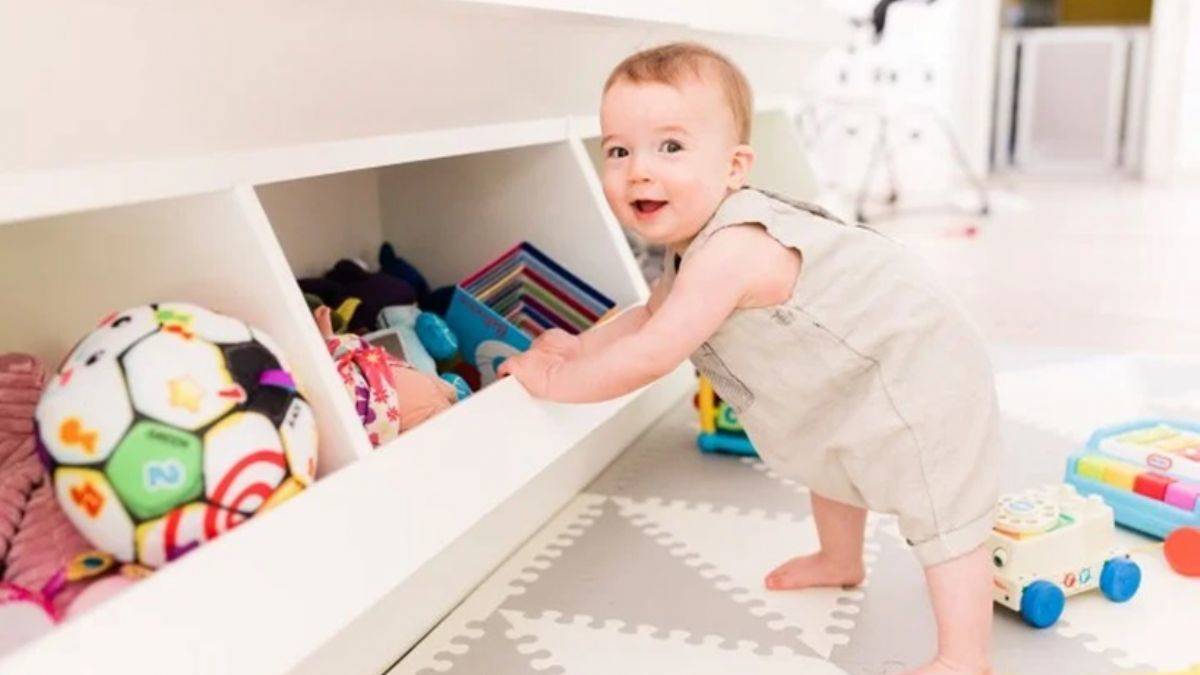 10 aylık bebeğin gelişimi nasıl olmalı?