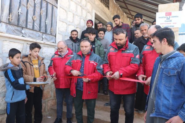 Sadakataşı İdlib'de cami ve okul açılışı gerçekleştirdi
