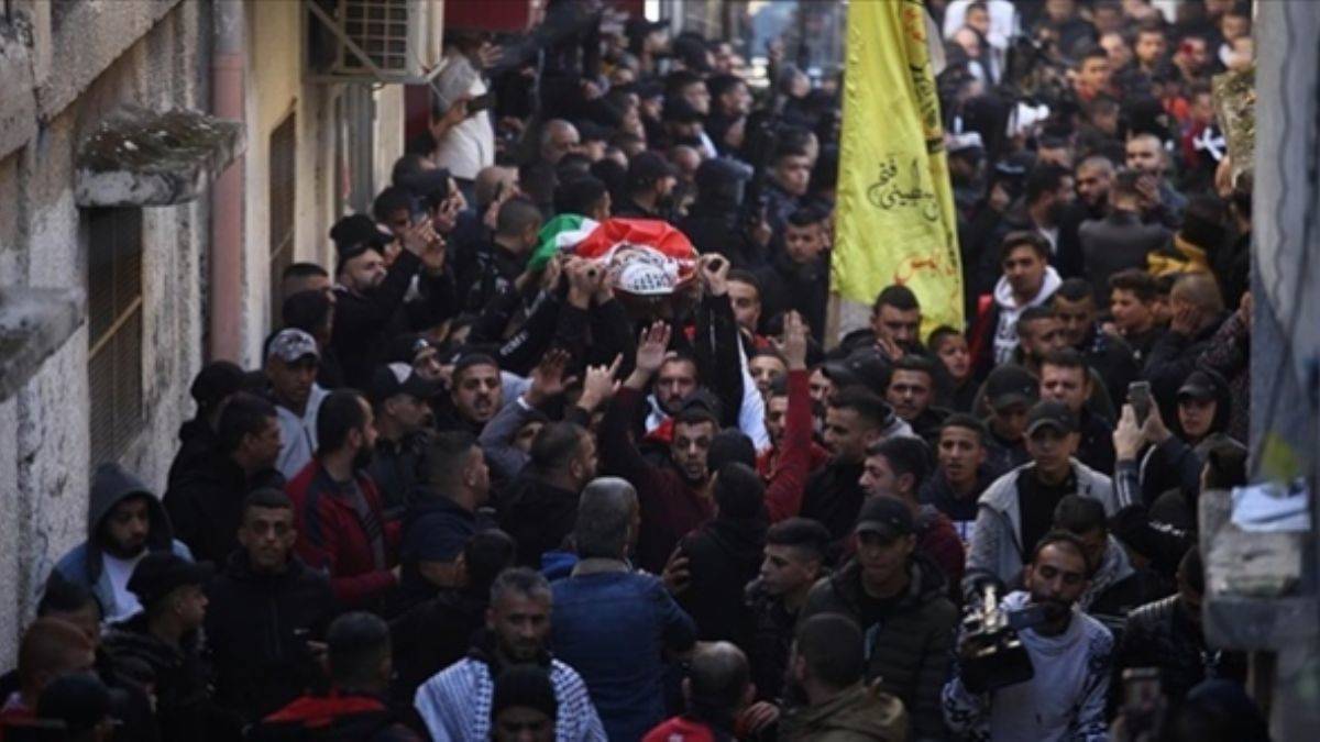 Filistin'de cenaze töreninde İsrail'e büyük öfke