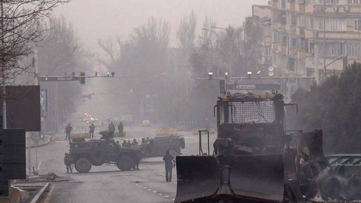 Kazakistan'da yaşanan olaylarda bir İsrail vatandaşı öldürüldü