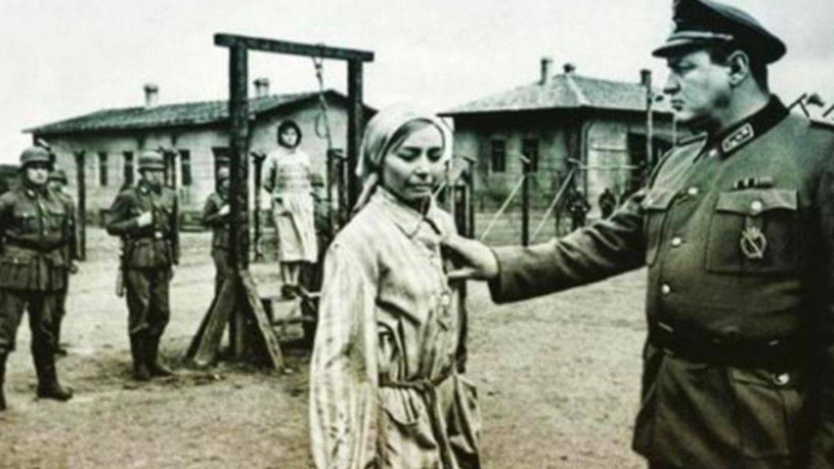 Almanya'da bir lise müdürü.... 'Eğitimden kuşku duyuyorum'