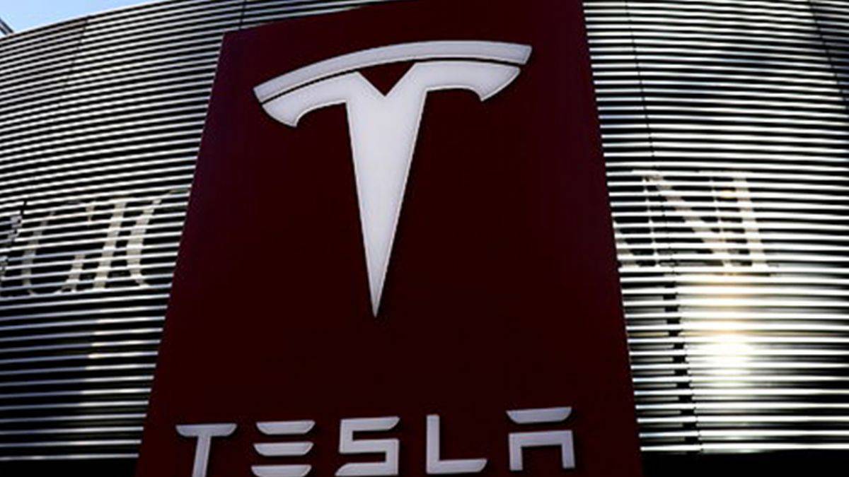 Tesla'ya nefes aldıran karar