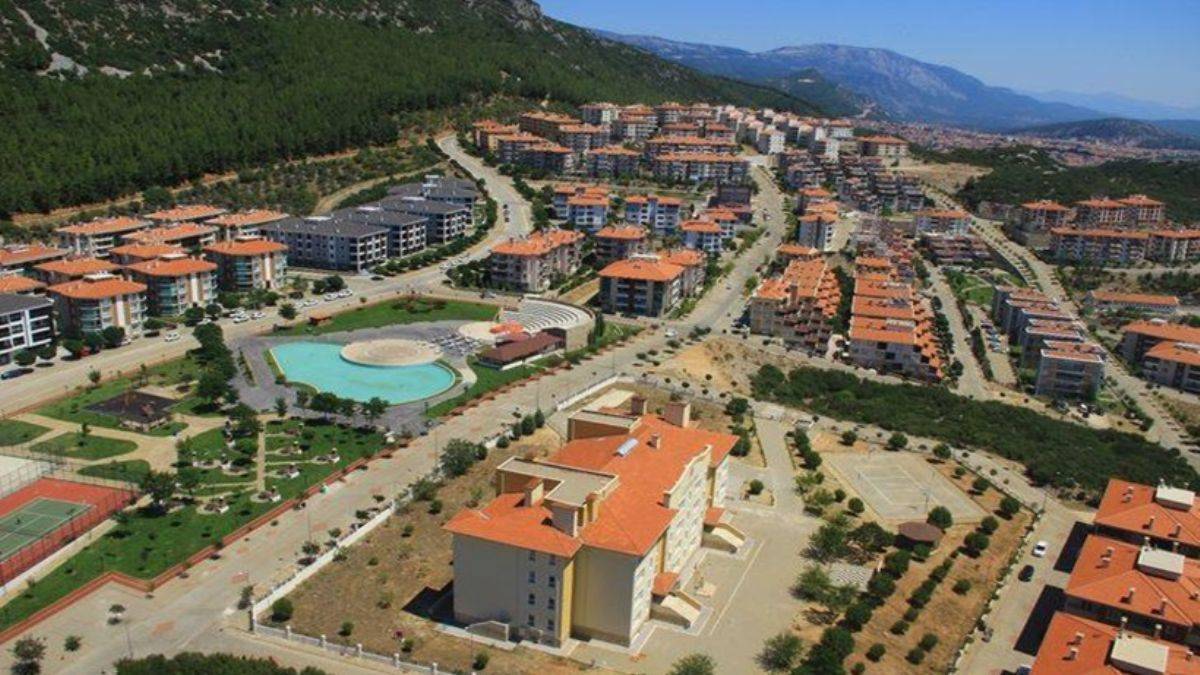 İZODER Başkanı Emrullah Eruslu: 'Binalarımız çevre dostu bir yapıya kavuşmalı'