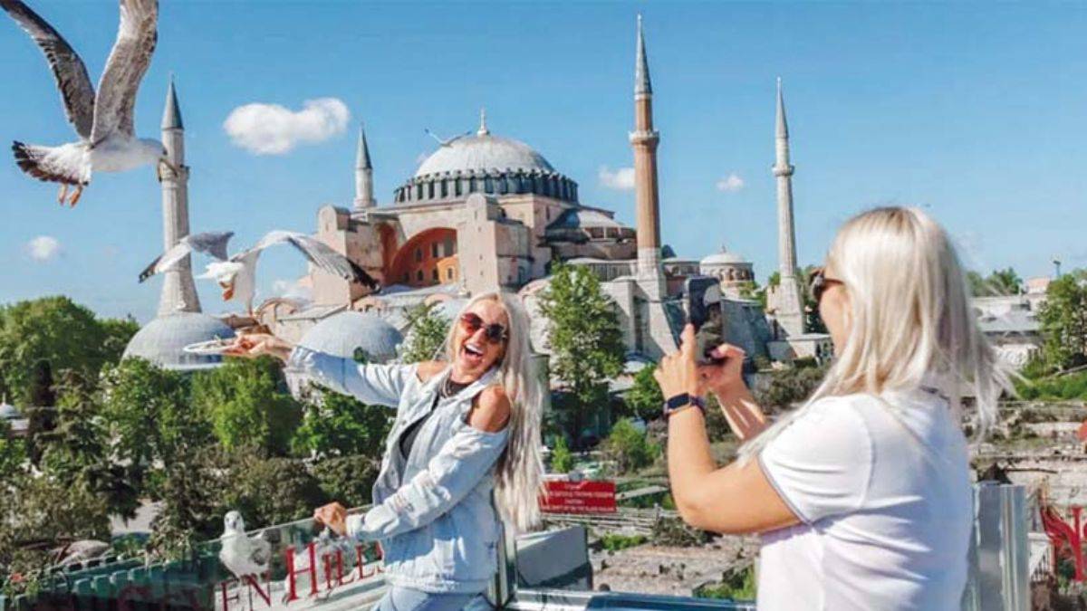 Rus kadınların tatil tercihi Türkiye, erkeklerin ise BAE ve Çin