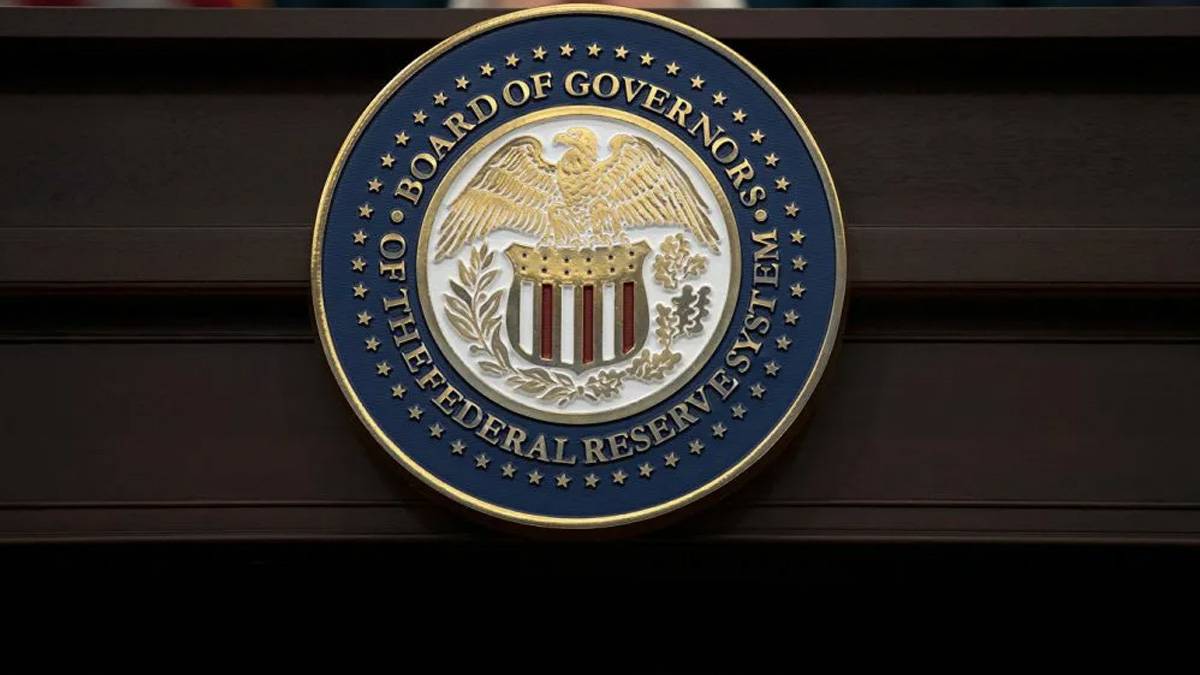 Fed: Enflasyon çok yüksek, yüzde 2'ye düşürmeliyiz