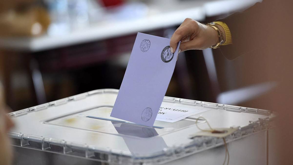 Yüksek Seçim Kurulu, seçime girecek siyasi partileri belirledi