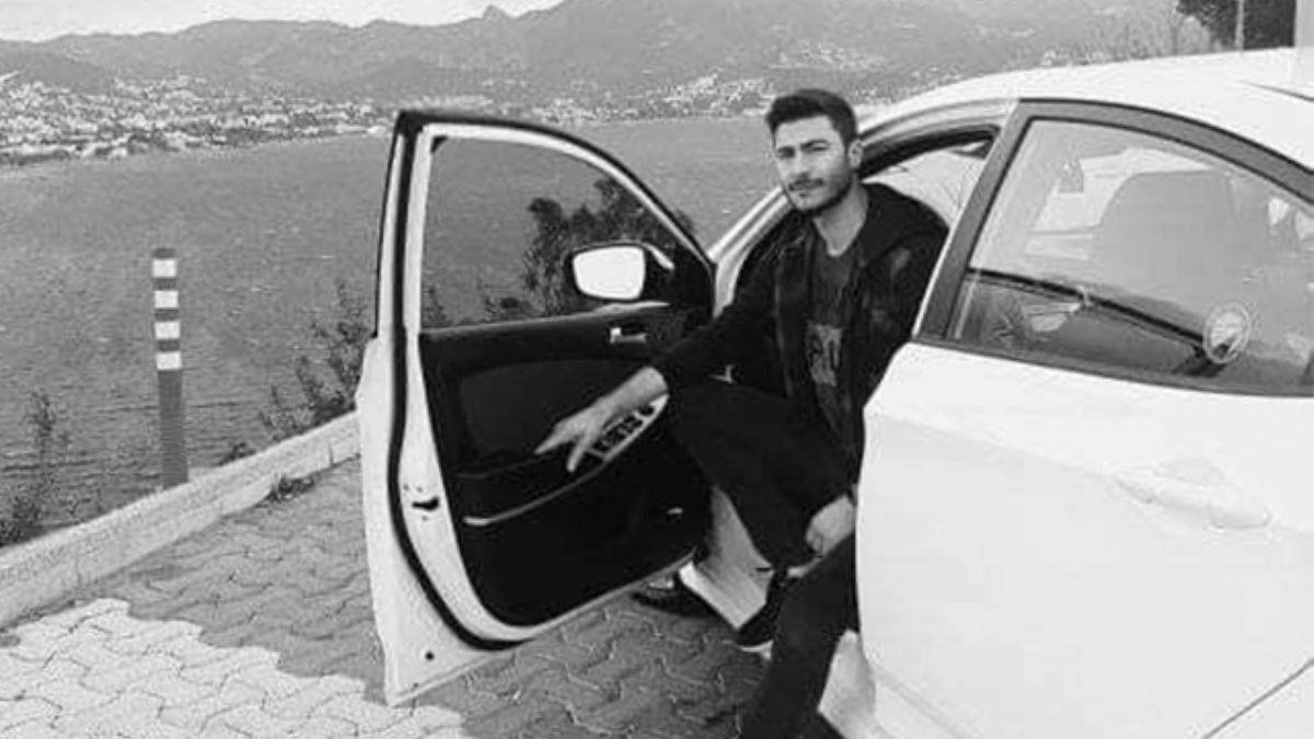 Eve döndüğünde hareketsiz bulduğu oğlu, hastanede öldü