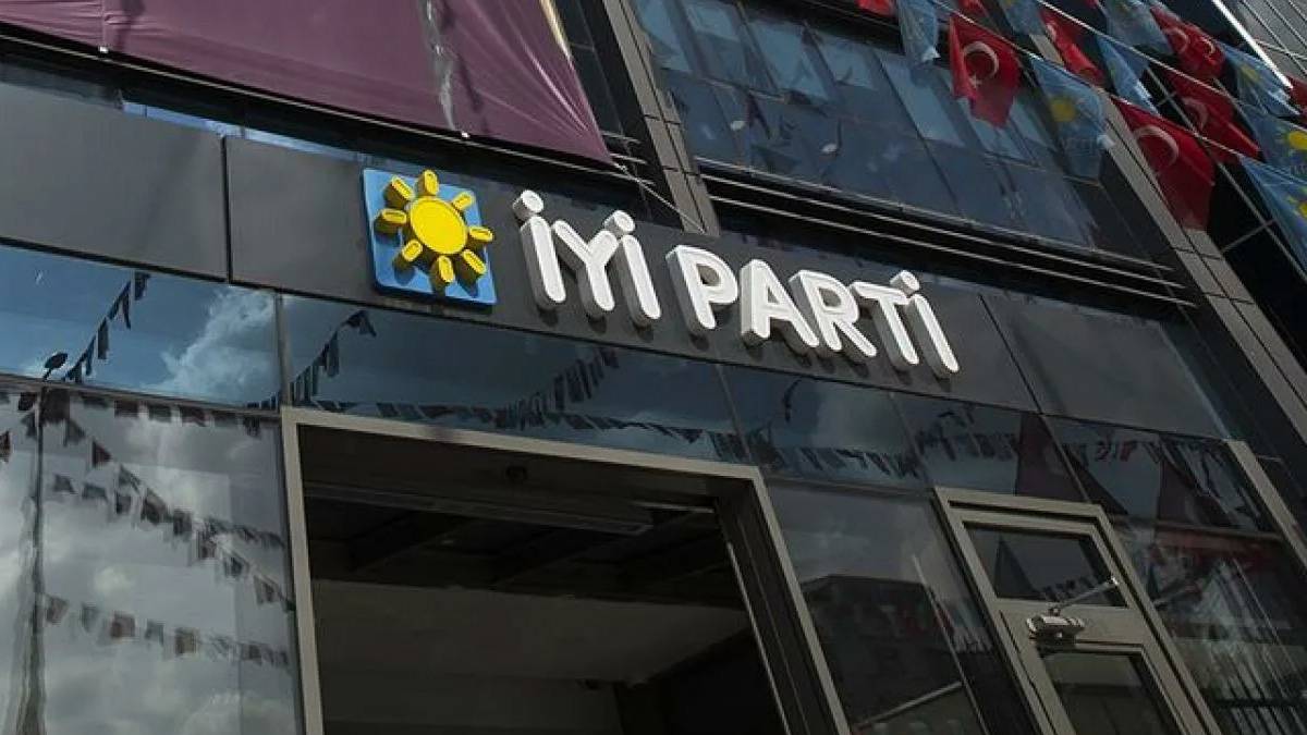 Ένα ανώτερο στέλεχος του κόμματος IYI παραιτήθηκε λέγοντας ότι “το πάρτι της Meral Akşener επέστρεψε στο Fun Club”