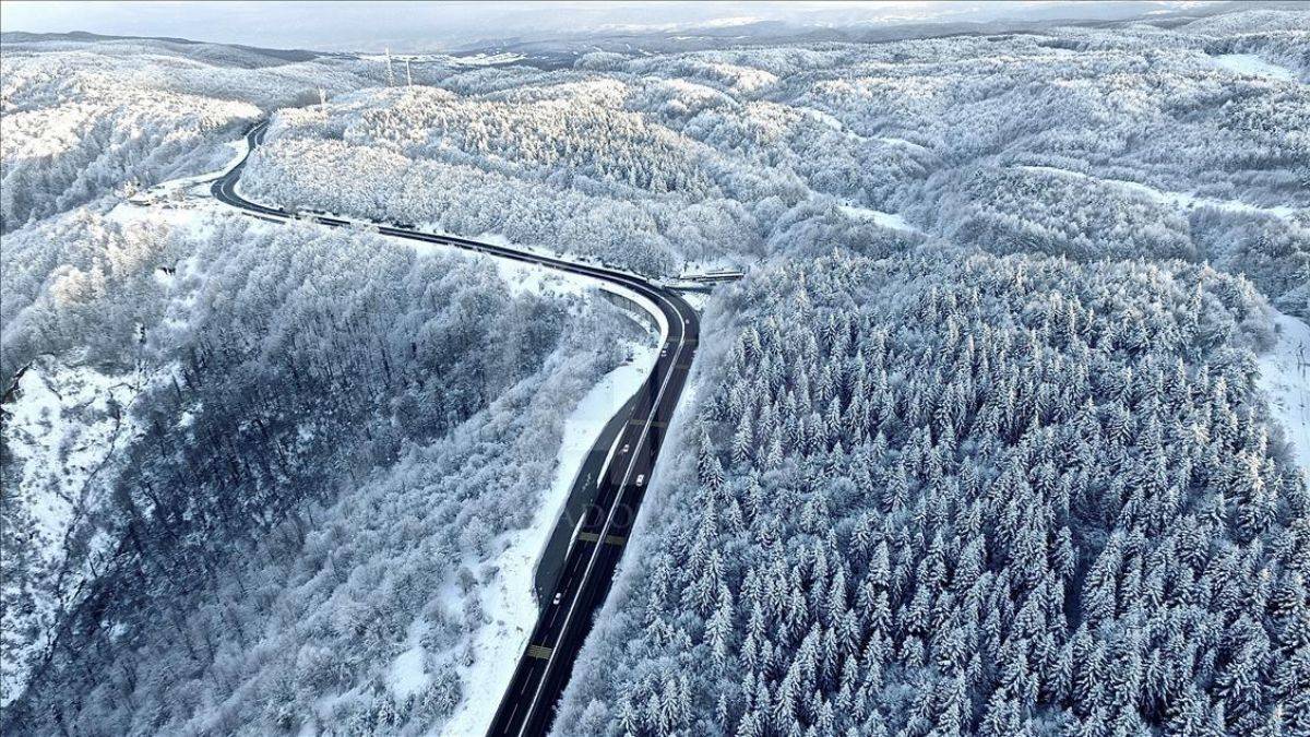 Bolu'da okullar yarın tatil mi? Son dakika 19 Ocak Bolu Valiliği kar tatili açıklaması