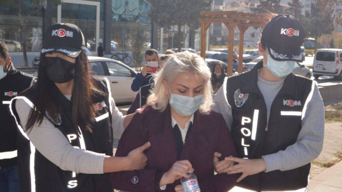 Sahte doçentlik diplomasına tahliye!