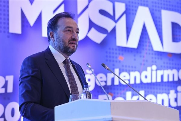 MÜSİAD Başkanı Asmalı: Yarınımızın güvencesi gençlerimize inanıyoruz