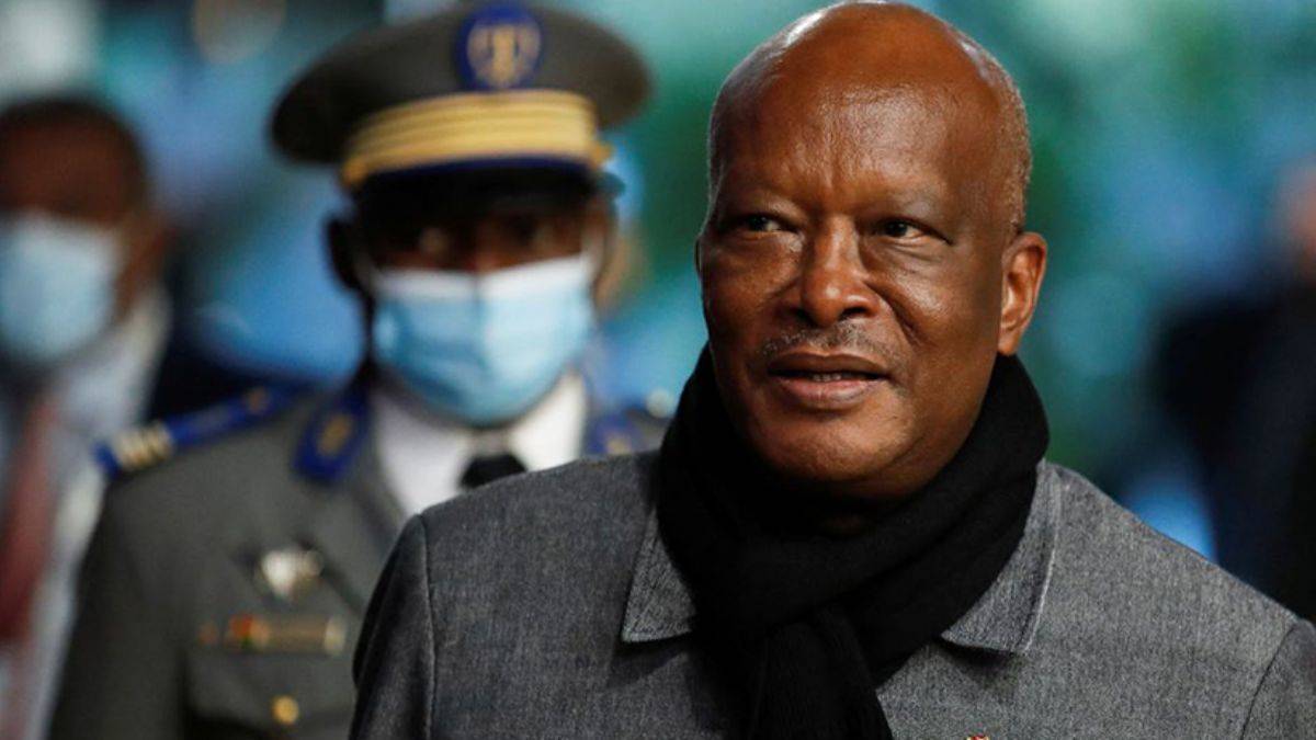 Burkina Faso'da kritik gelişme! Cumhurbaşkanı Kabore asker tarafından alıkonuldu