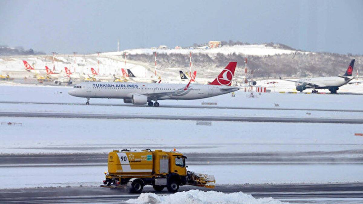 İstanbul'da uçuşlar iptal mi? İstanbul'da THY uçuşları ertelendi mi? İstanbul, şehir içi ve şehirlerarası uçuşlar iptal mi?