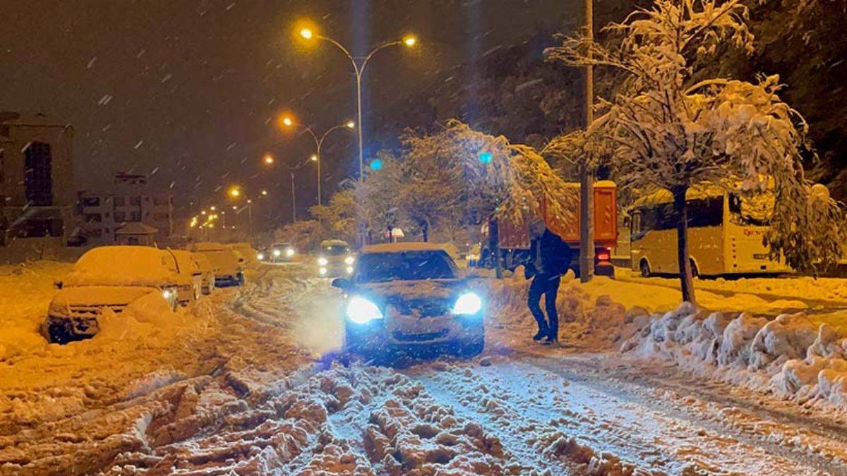 İstanbul'da mesai saati bitimi erkene çekildi