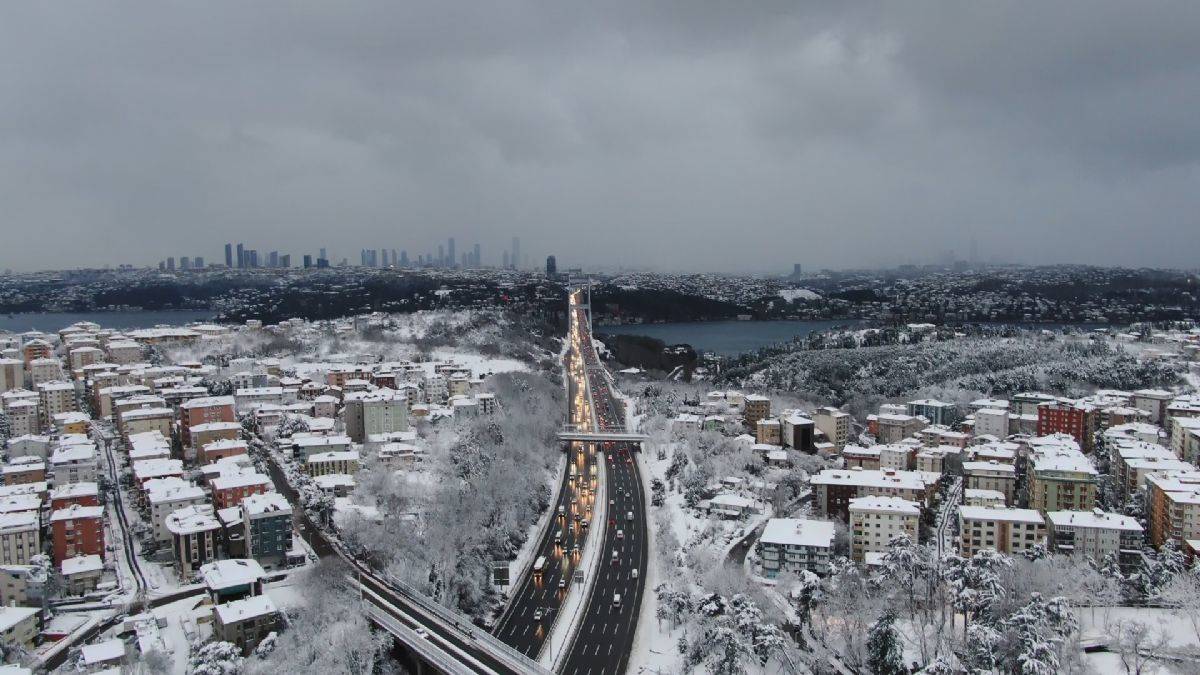 İstanbul yol durumu | İstanbul'da hangi yollar kapandı? İstanbul trafiğe kapanan yollar hangileri?