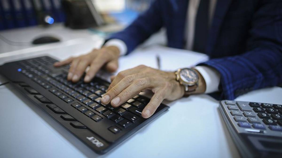 Memur 26 Ocak Çarşamba tatil mi? Kamu personeli yarın idari izinli mi? Memurlara kar tatili uzadı mı?