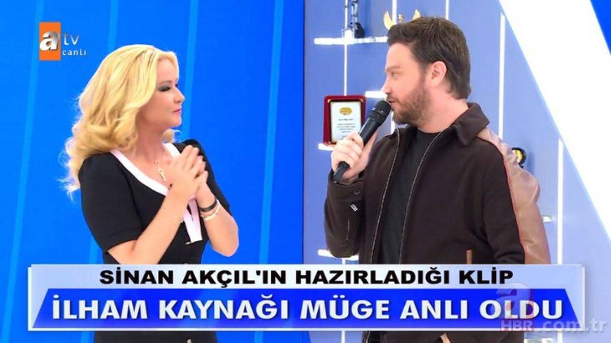 Sinan Akçıl'ın Müge Anlı şarkısı | Sinan Akçıl - Merve Özbey - Mustafa Ceceli - Durum Çok Acil sözleri