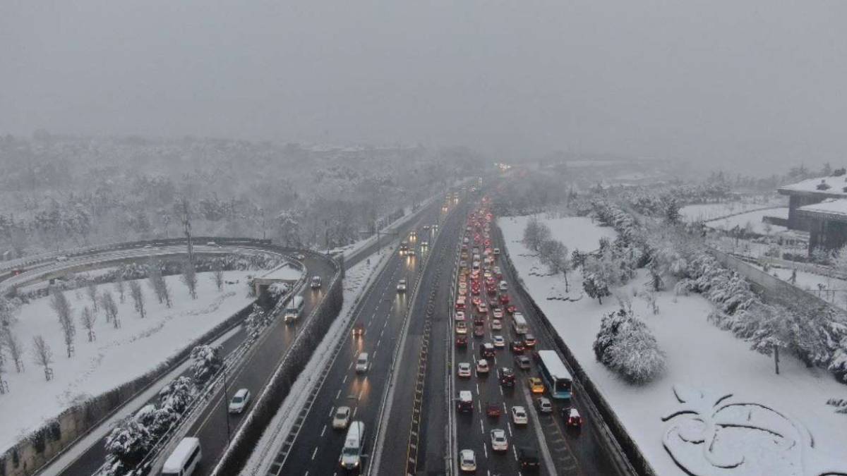 15 Temmuz Şehitler Köprüsü açık mı, kapalı mı? 15 Temmuz Boğaziçi Köprüsü'nde araç geçişleri serbest mi?
