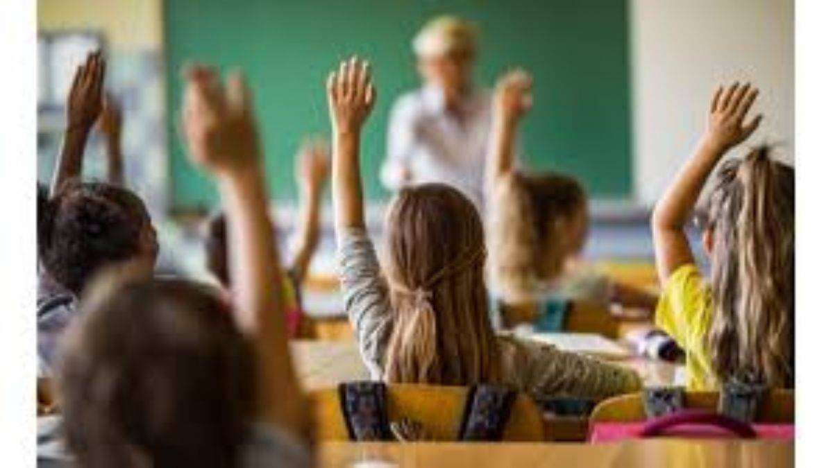 Bazı öğretmenlerin ek ders ücretleri geri alınıyor