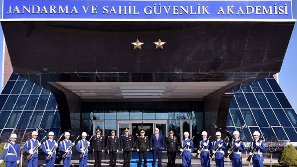 Jandarma ve Sahil Güvenlik Akademisi 104 sözleşmeli personel alacak