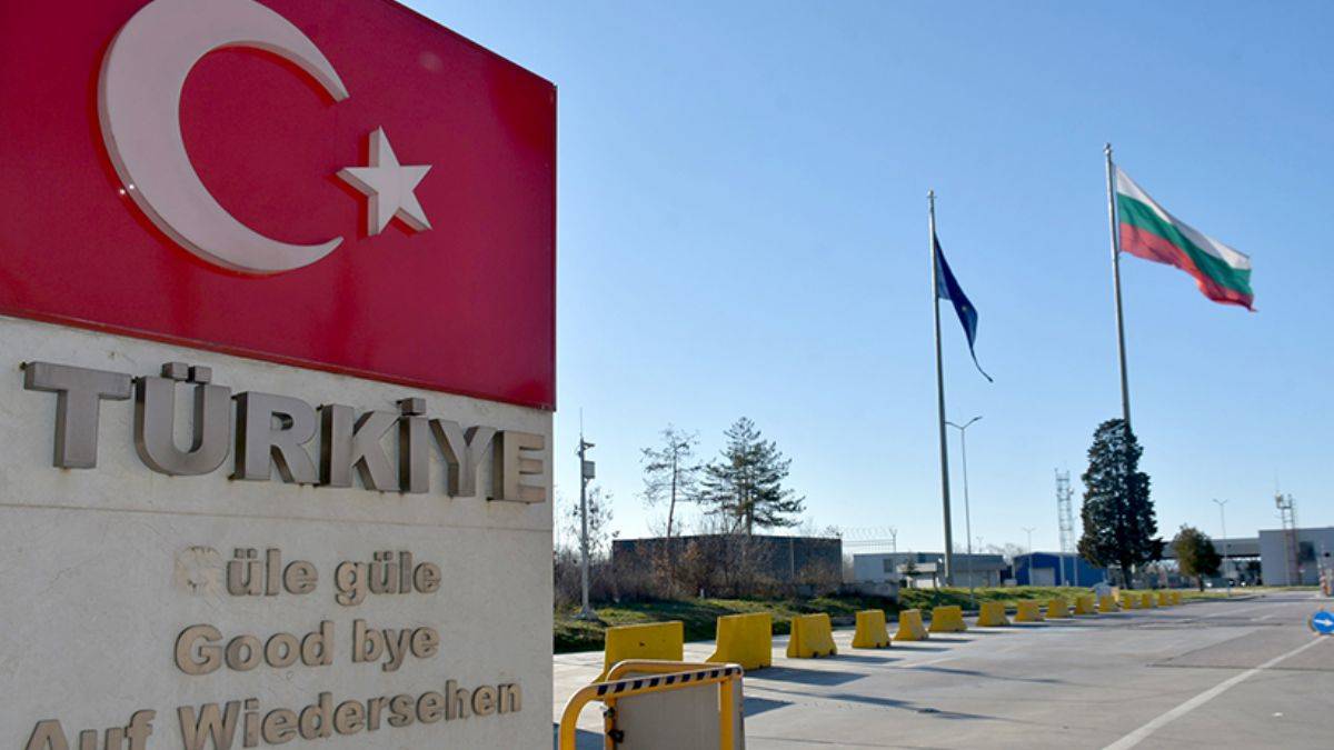 Bulgaristan, Türkiye'ye 'kırmızı bölge' uygulamasını gevşetti