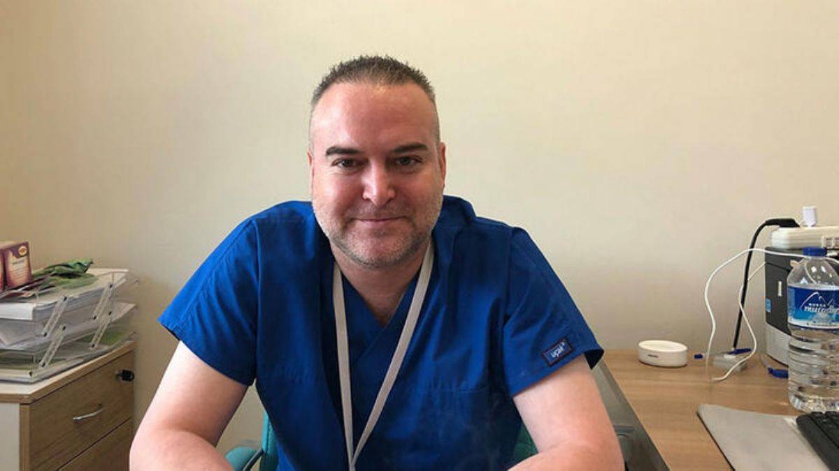 Doktor, evinde ölü bulundu