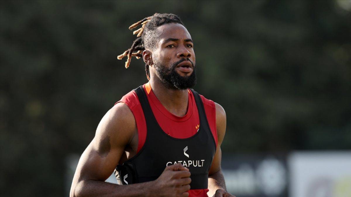 Galatasaraylı Luyindama, Suudi Arabistan'a transfer oldu