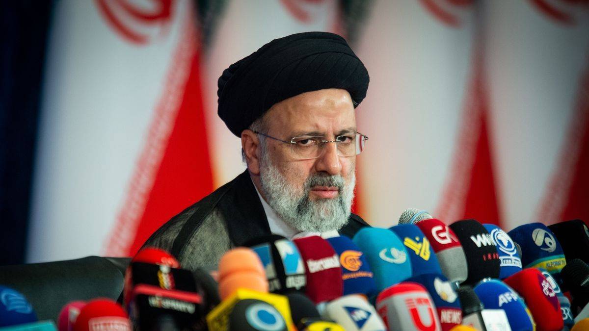 İranlıların resmi makamlara şikayet mektupları 16 kat arttı