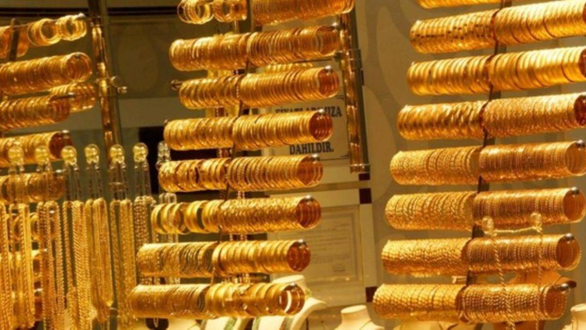 Altında düşüş devam ediyor! Gram altın ve çeyrek altın ne kadar oldu?