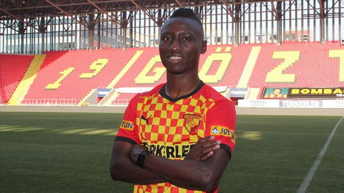 Göztepe'nin yıldızı Obinna Nwobodo, AEK'ya mı transfer oluyor?