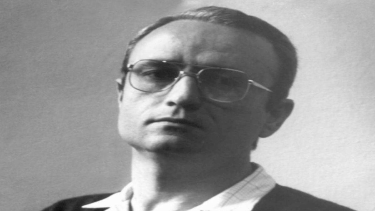 Şair Uyaroğlu’nun isyanı! “internetin yaygınlaşmasıyla ayyuka çıktı ahlaksızlık”