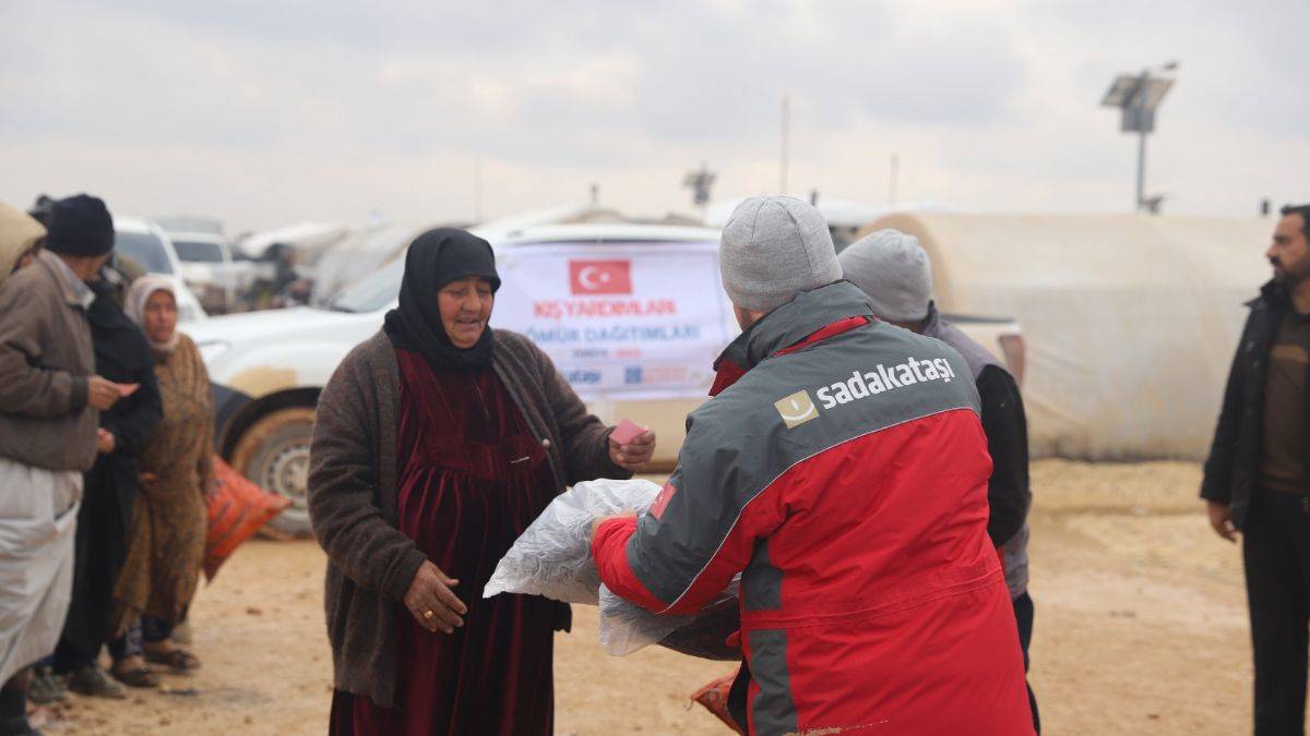 Sadakataşı’ndan Suriye’ye acil yardım
