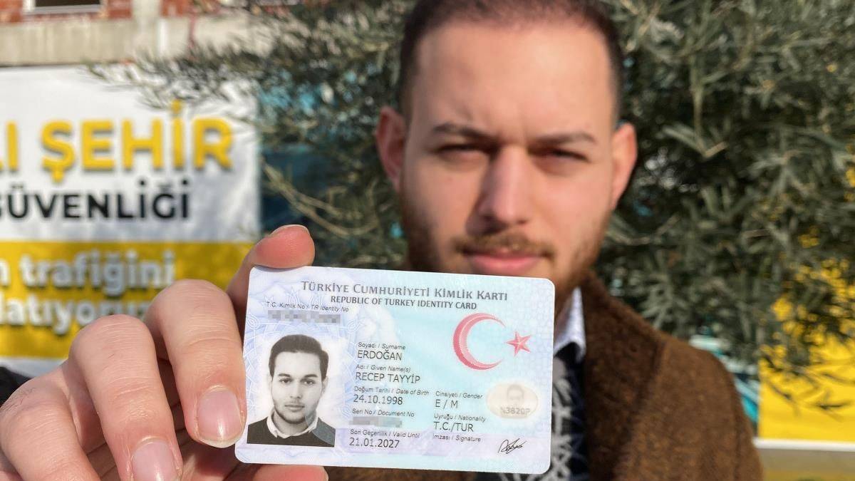 Adının Recep Tayyip Erdoğan olduğuna kimse inanmıyor