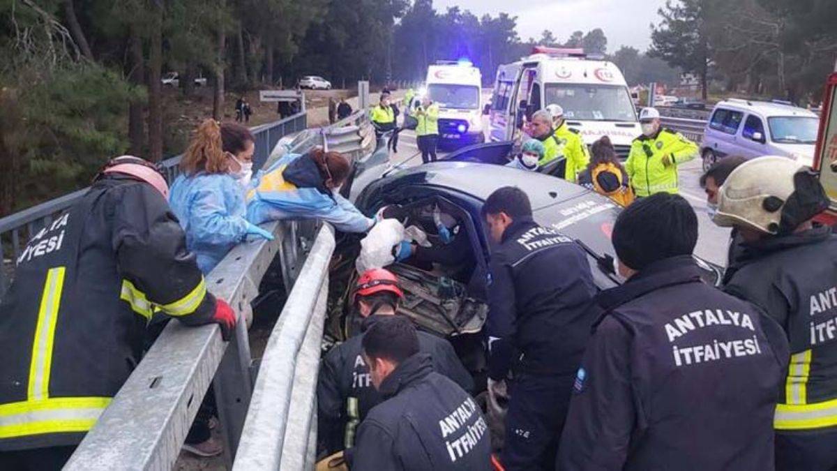 Kazadan 4 dakika önce hız 240'ı gösterirken video çekmişler