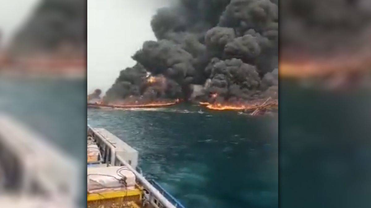 Petrol taşıyan dev gemide korkunç patlama!