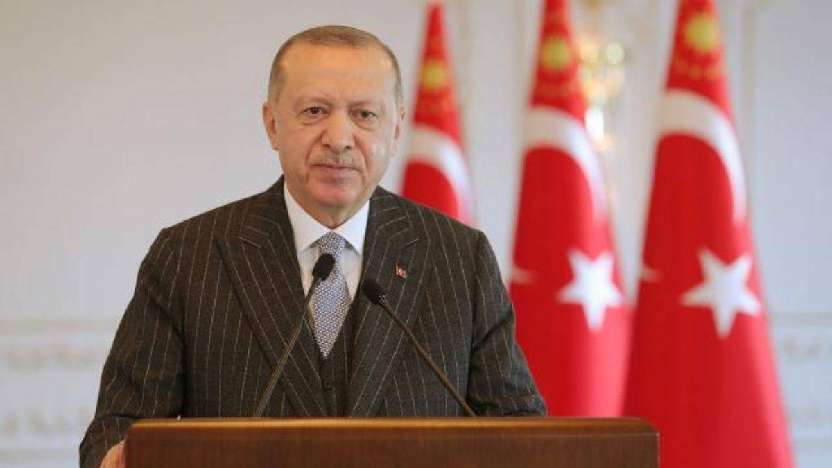 Cumhurbaşkanı Erdoğan'dan Regaib Kandili mesajı