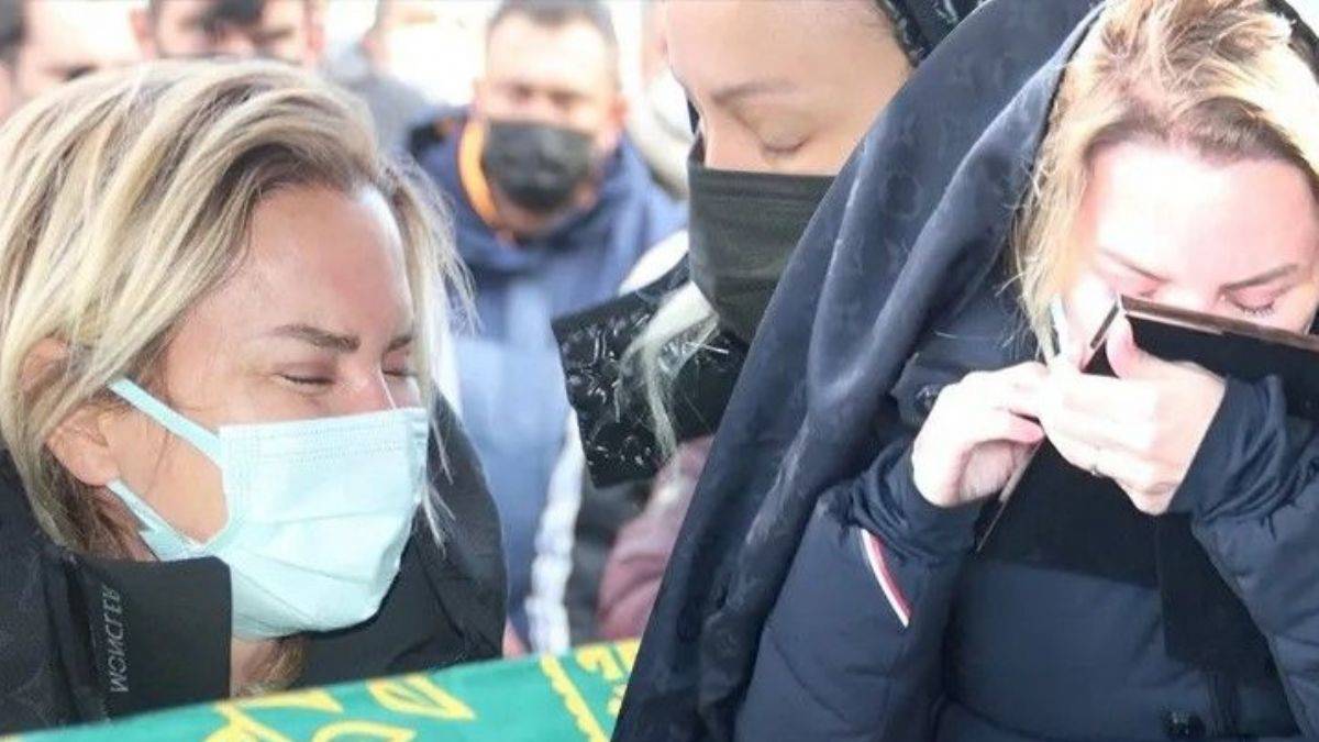 Ece Erken cami çıkışı gözyaşlarına boğuldu: Sadece katiller yakalansın