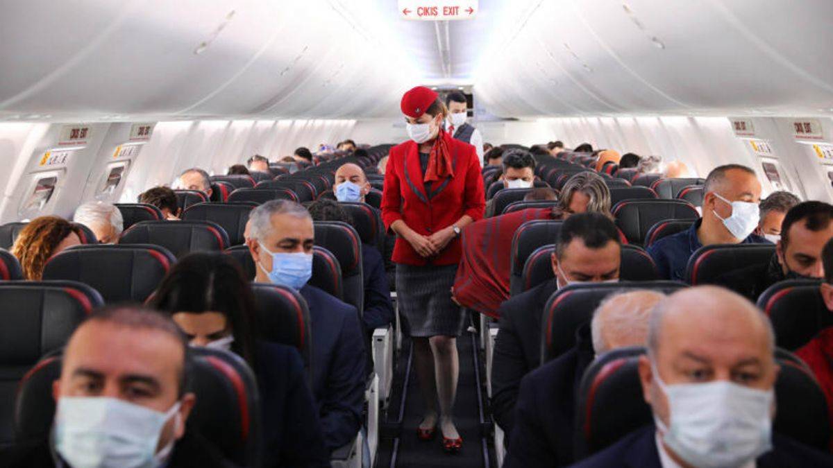 THY, bin kadın kabin memuru işe alacak